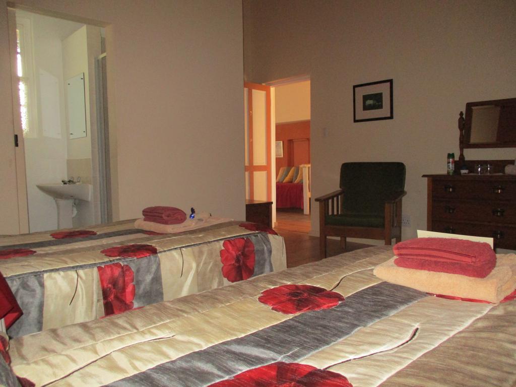 Van Rhyn Guest House Vanrhynsdorp Εξωτερικό φωτογραφία